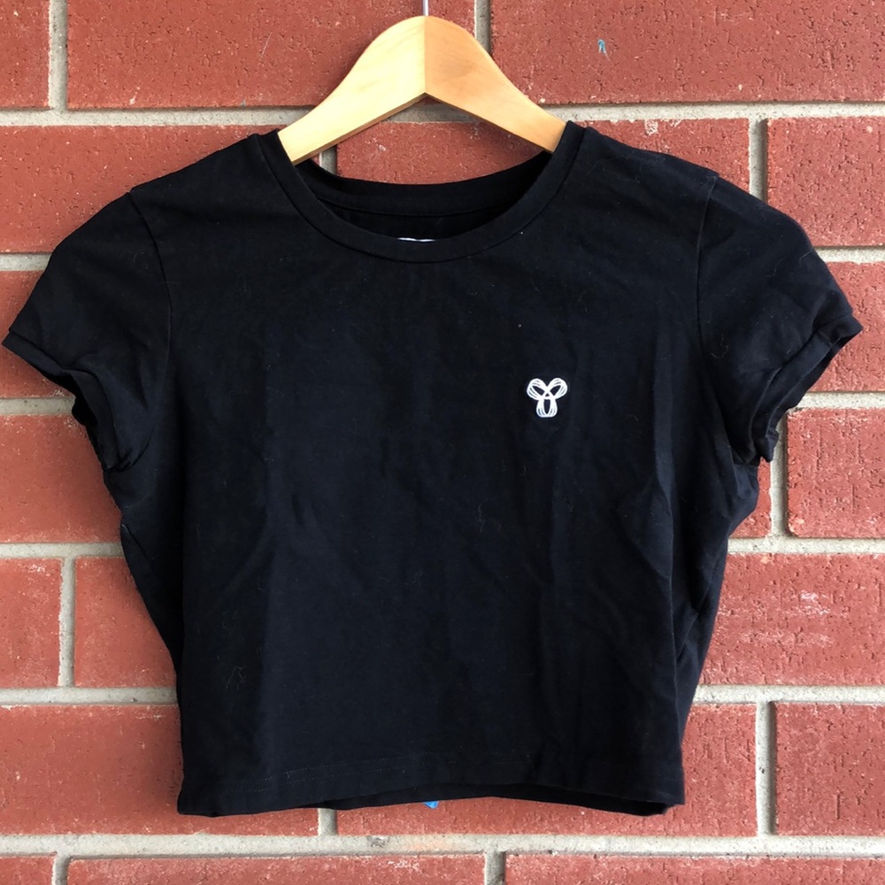 TNA crop shirt